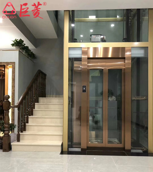 別墅電梯開門方式是由什么決定的？