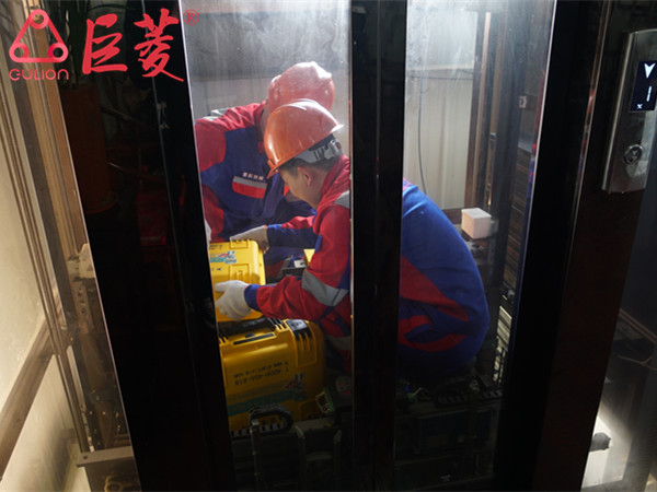 看專(zhuān)業(yè)上海別墅電梯公司是怎樣進(jìn)行電梯維保和檢修的