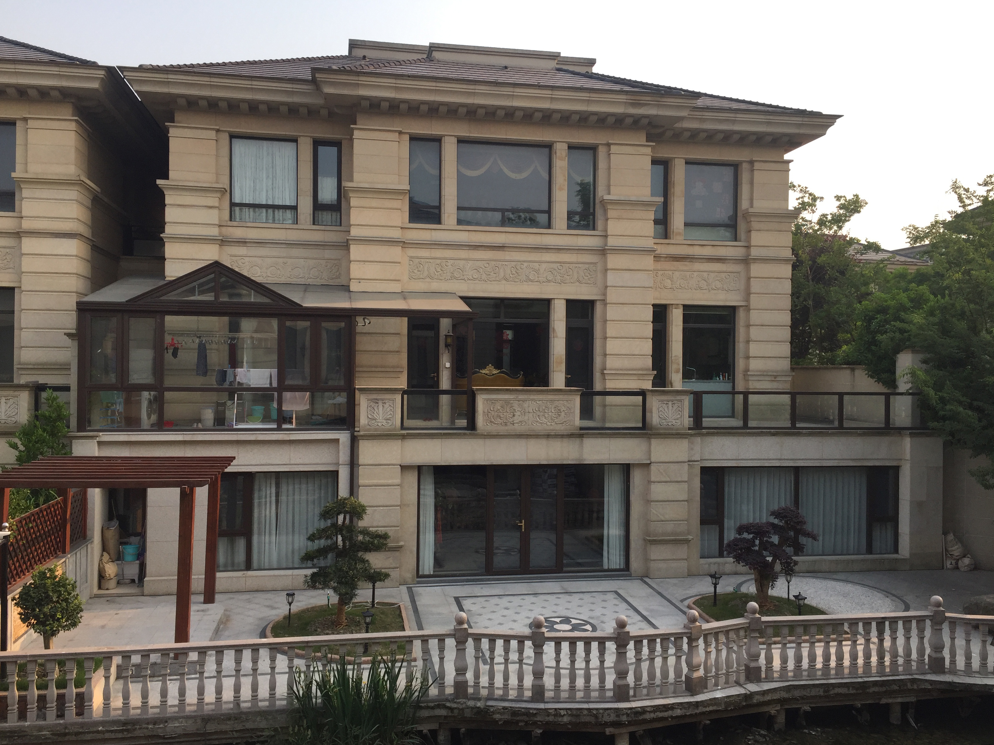 昆山精致家用小電梯現(xiàn)場勘測和設(shè)計