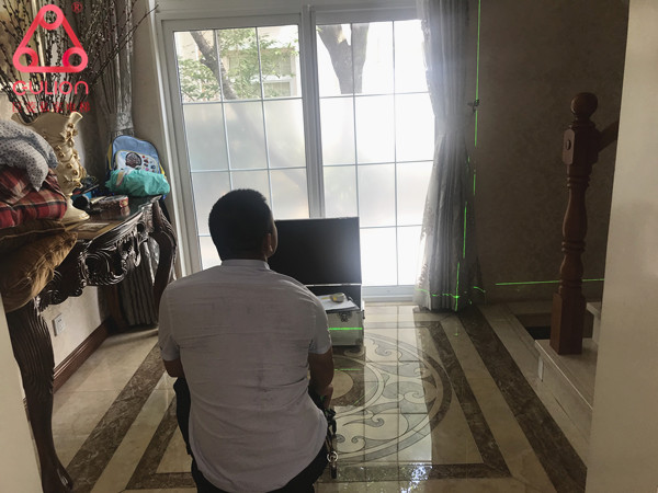 上海小型別墅電梯，巨菱在上海君臨天下花園別墅區(qū)別墅小電梯經(jīng)典案例