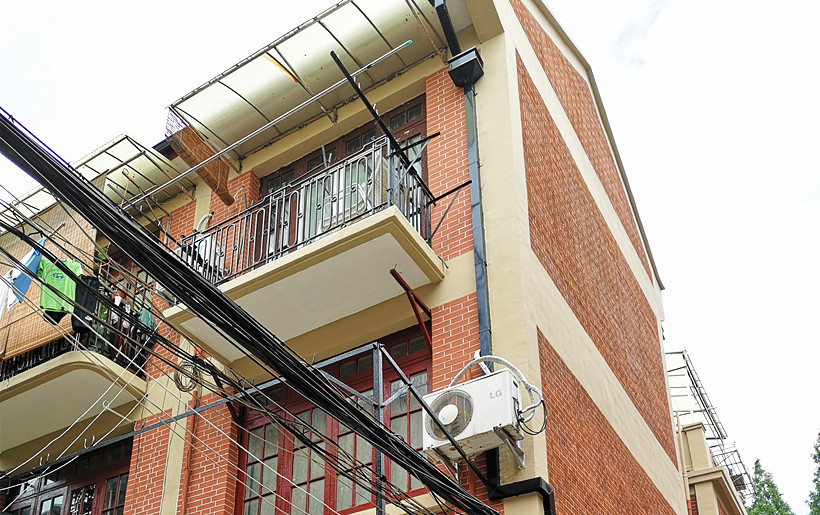 上海4層別墅小電梯安裝完工成功移交業(yè)主，巨菱Gulion