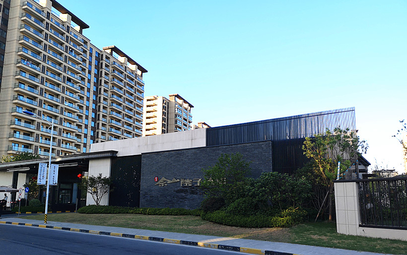 上海佘山院子小井道觀光型別墅電梯發(fā)貨現(xiàn)場(chǎng)，巨菱Gulion