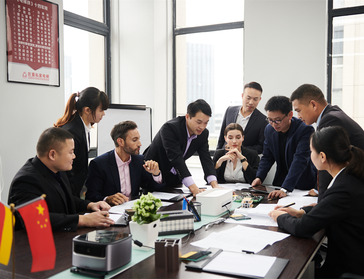 團(tuán)隊(duì)風(fēng)采1