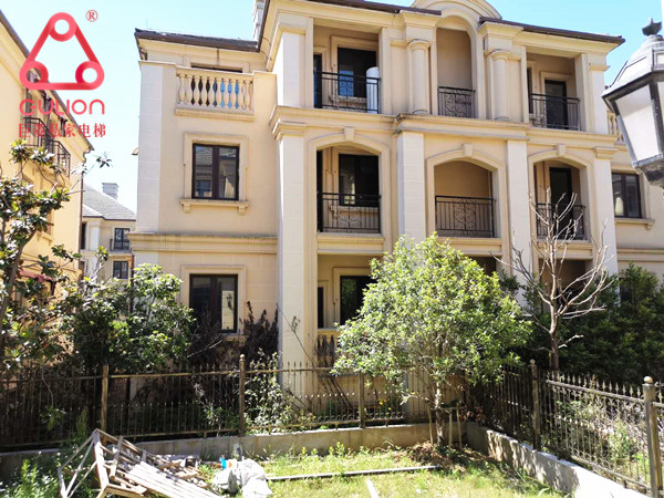 三層家用電梯的價(jià)格是多少錢？