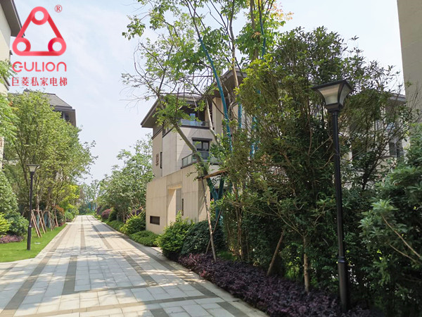 安裝一臺室內(nèi)小型家用電梯多少錢？